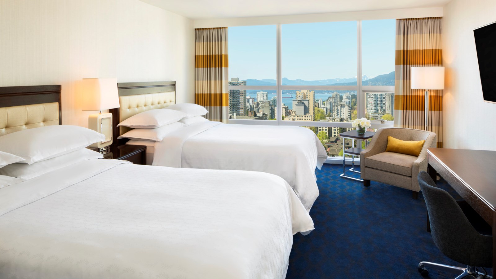 Sheraton Vancouver Hotel Room